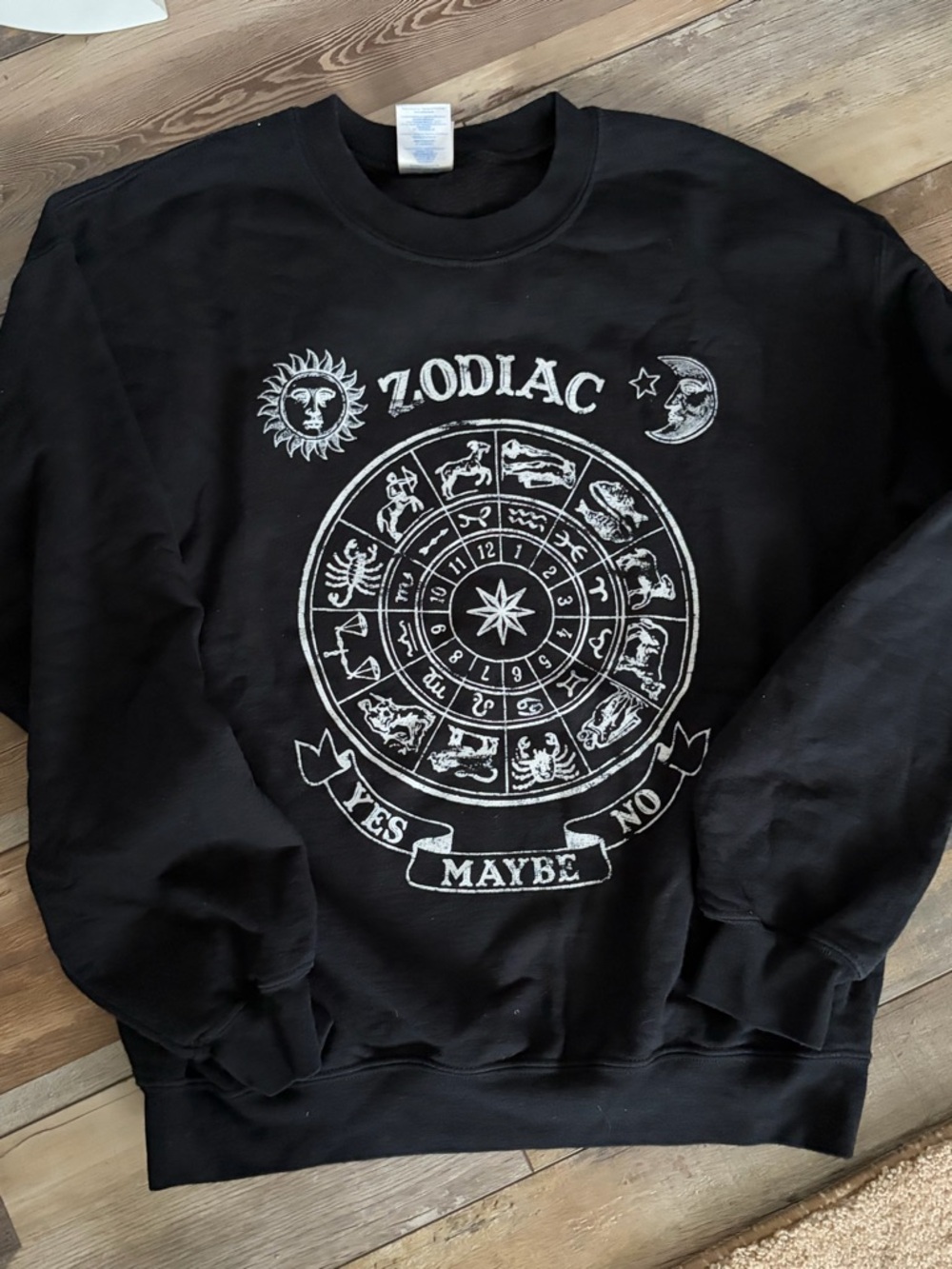 Zodiac Graphic Crewneck Sweatshirt - Black